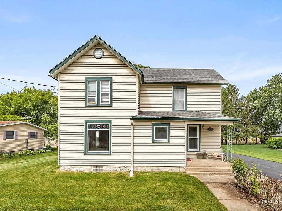 1st image of 209 N Shabbona Rd