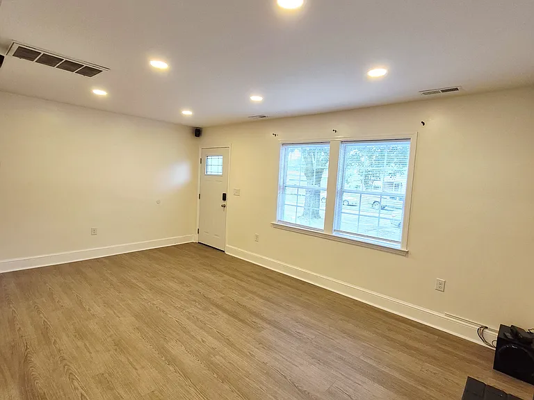 115 Slagle Ave — Photo 6
