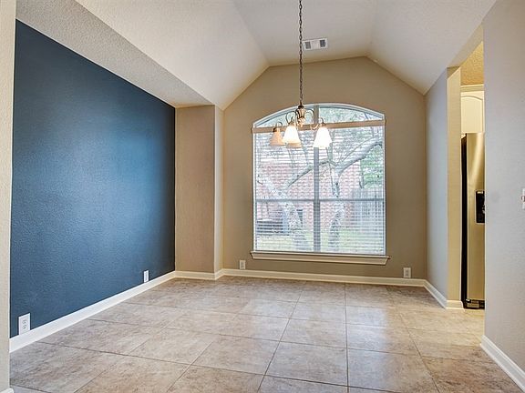 4th image of 3107 Diamond Hollow Ct