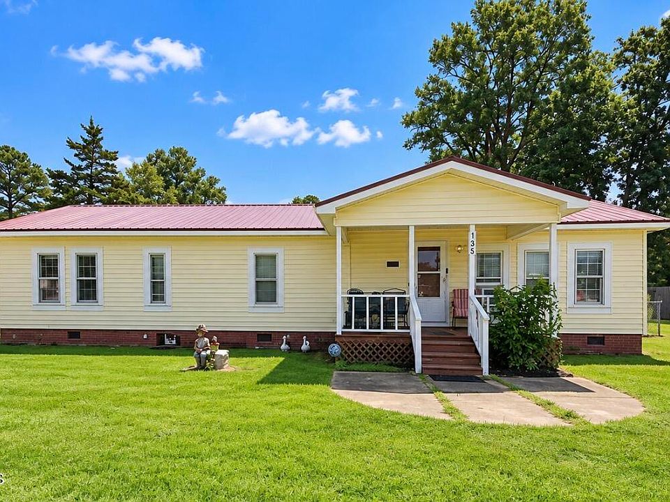 1st image of 135 Larry Avenue