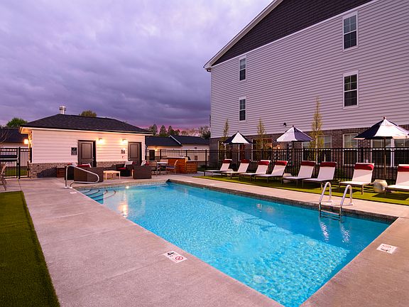 3rd image of 448 Alder Dr #Ap204448