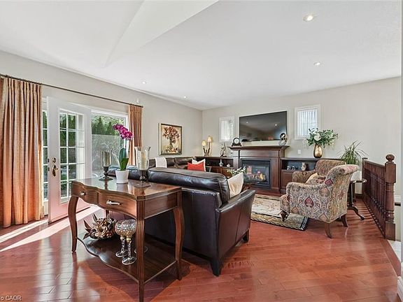 4th image of 20 Bonniewood Dr