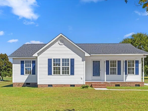 2152 County Line Rd, Angier, NC 27501