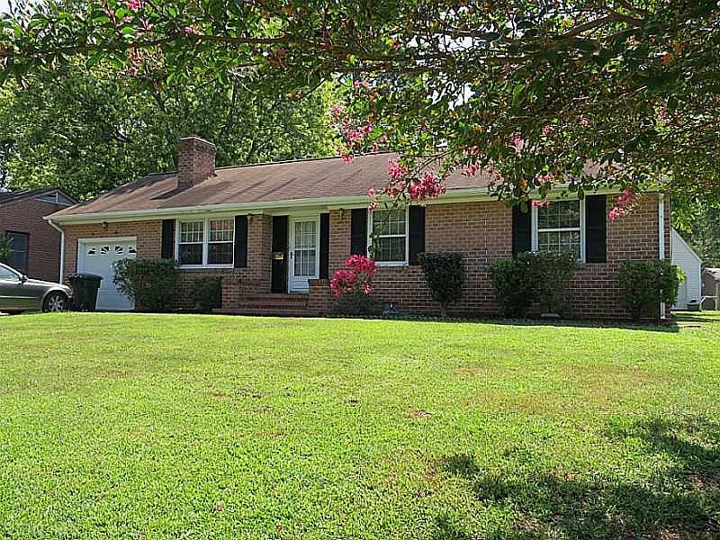592 Dellwood Dr, Newport News, VA 23602 Zillow