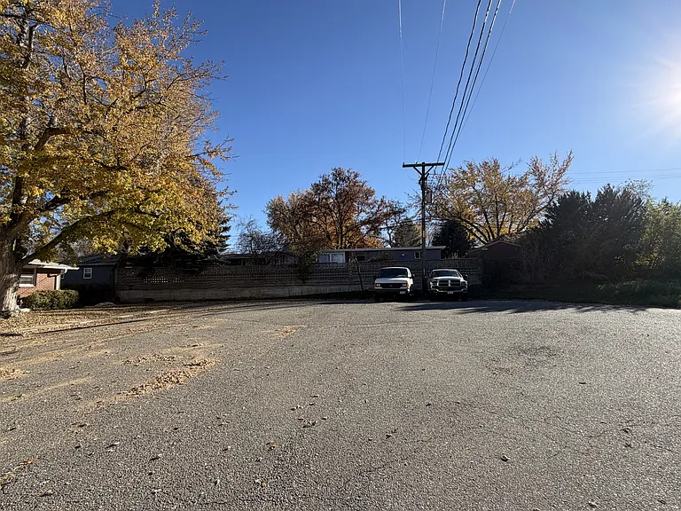 808-810 Apple Ct #808 — Photo 15