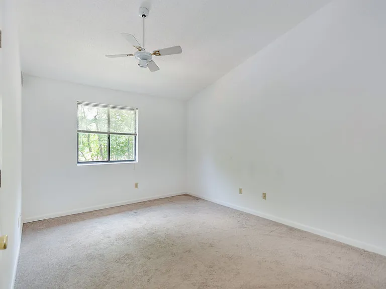 112 Turtle Creek Rd #12 — Photo 2