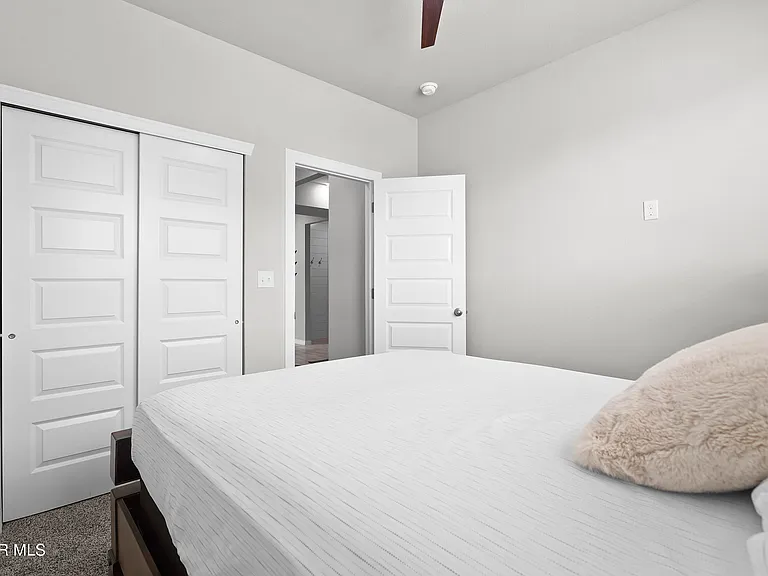 6170 Hidden Passage Ave — Photo 16