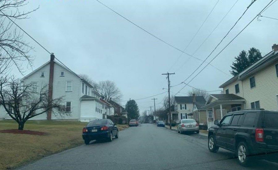 2nd image of 327 Held St