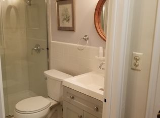 39 Prospect St APT 3, Marblehead, MA 01945