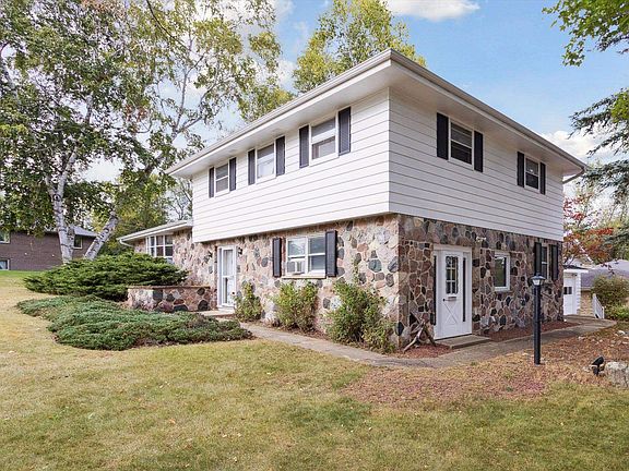 5th image of 2504 Dartmouth Dr
