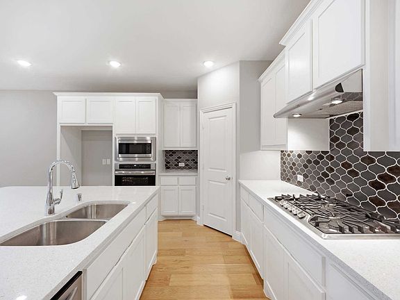 4th image of 8605 Lake Arrowhead Trl
