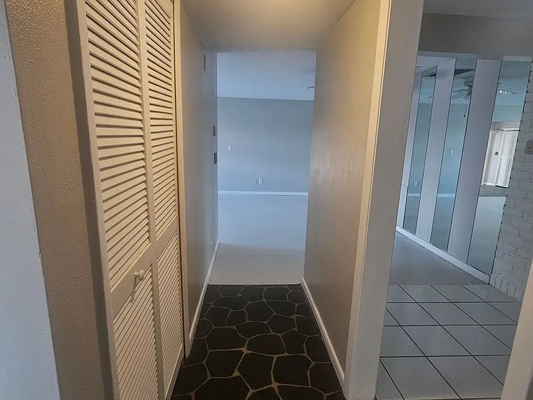 3810 SE 12th Ave — Photo 18