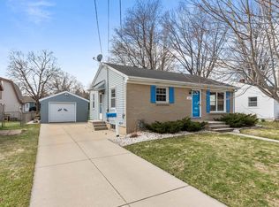 1649 9th St, Green Bay, WI 54304