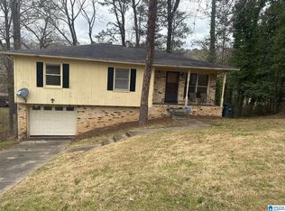 944 Ridgewood Cir, Birmingham, AL 35235