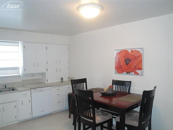 5th image of 5493 Fernwood Dr