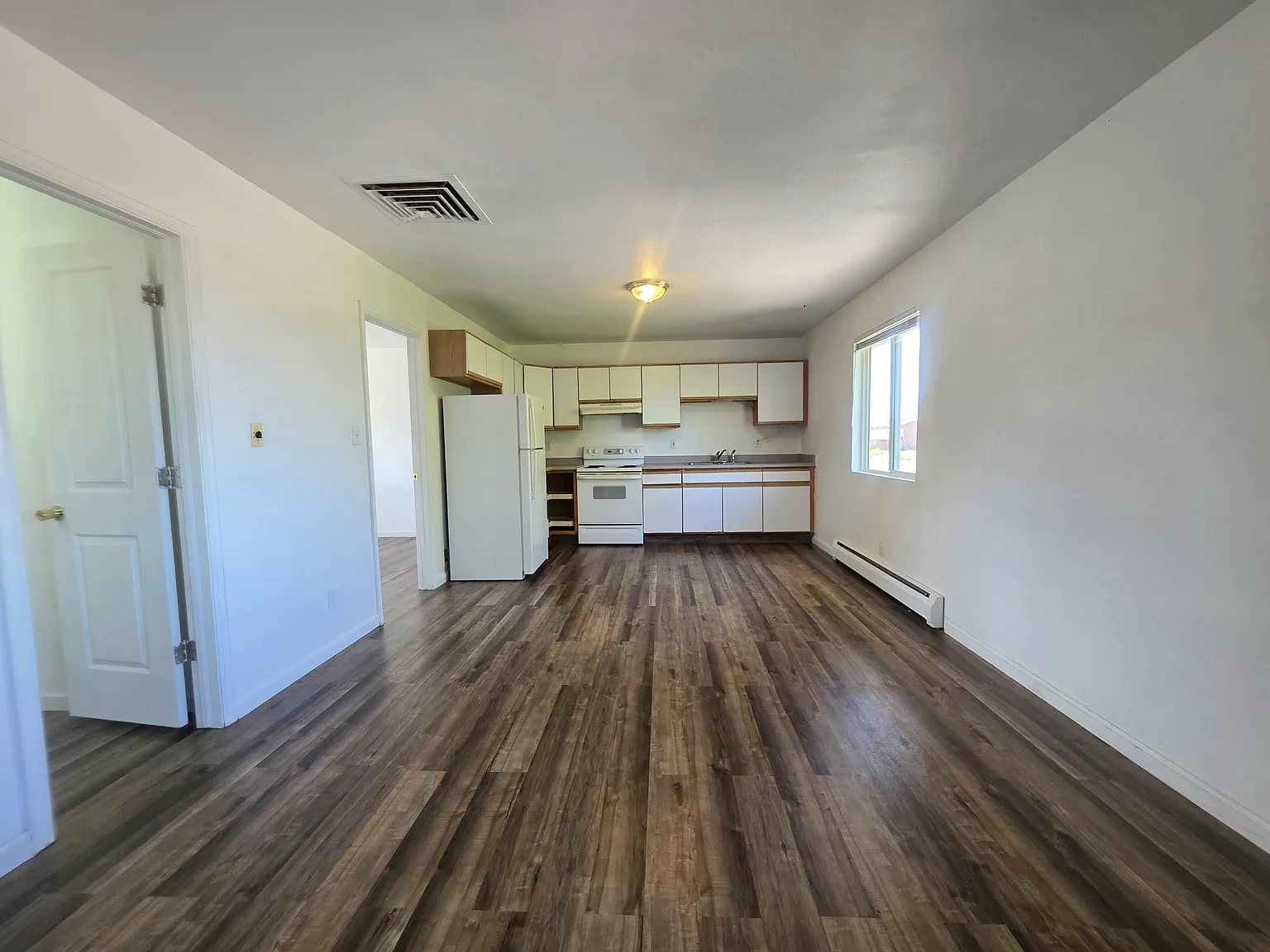 2 bed, 800 sqft, $1,495 — Photo 1
