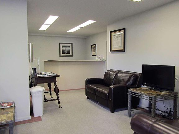 4th image of 1111 SW Main Blvd