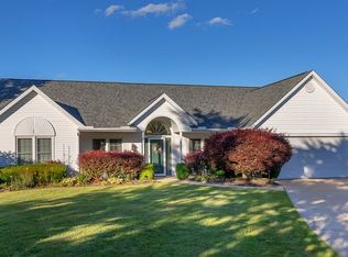 12160 Nathaniel Ln, Twinsburg, OH 44087