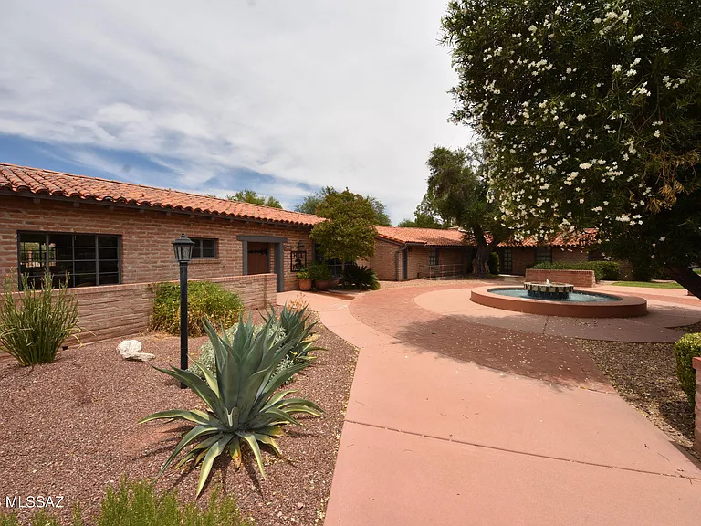 5120 E Woodgate Ln — Photo 27