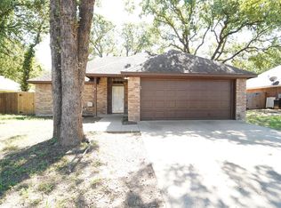 1826 Rayna Dr, Weatherford, TX 76086