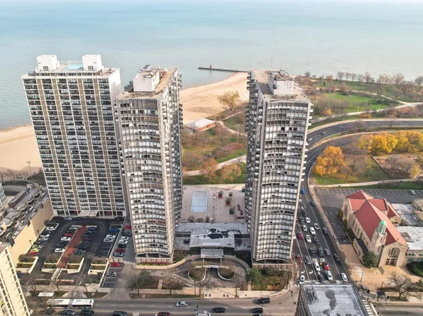 5701 N Sheridan Rd APT 17O, Chicago, IL 60660