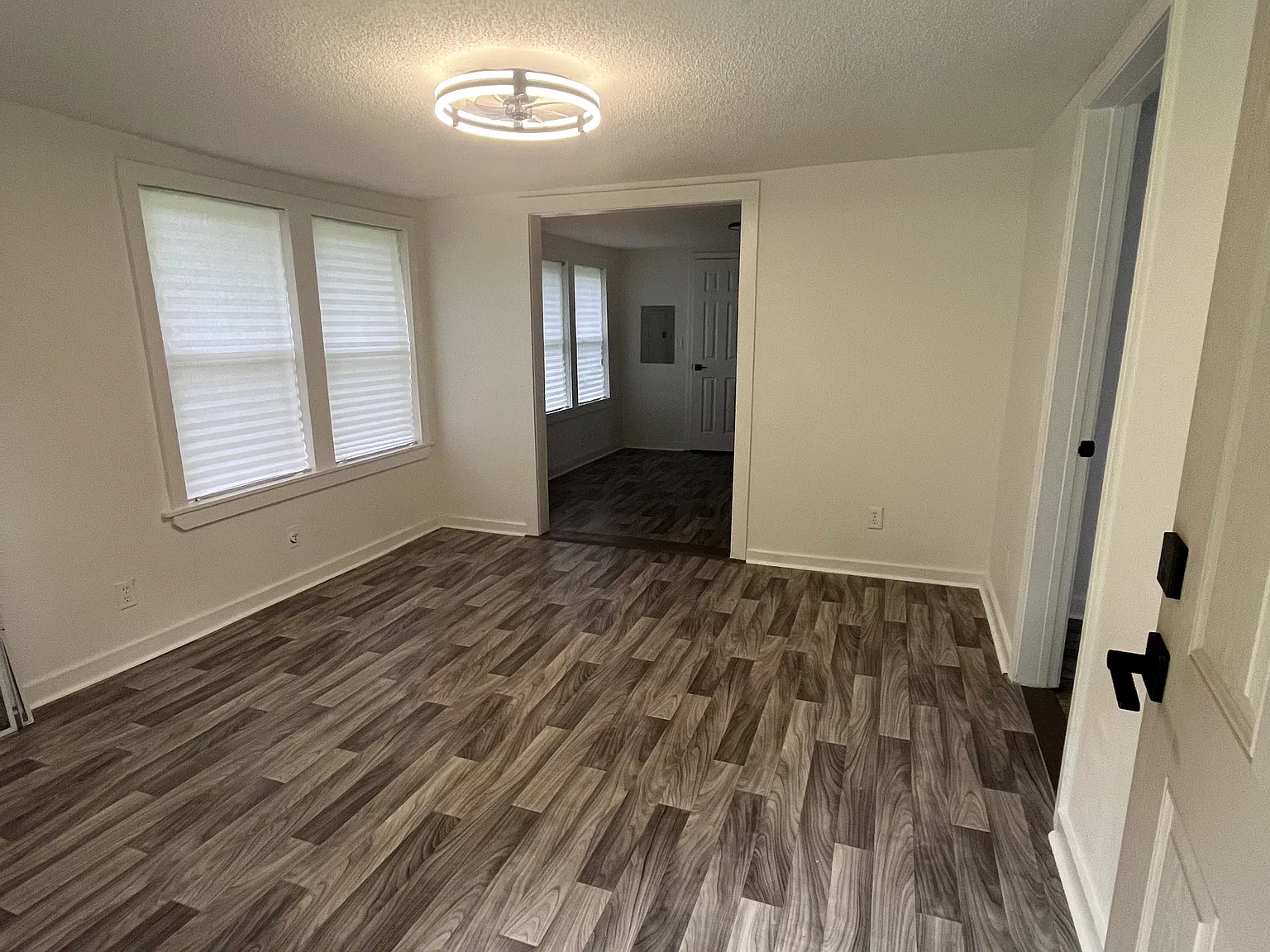 2 bed, 673 sqft, $1,650 — Photo 2