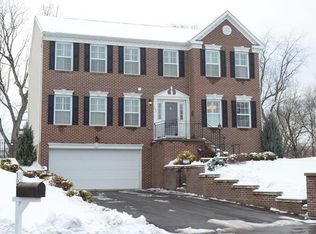 131 Long Valley Drive Ext, Coraopolis, PA 15108