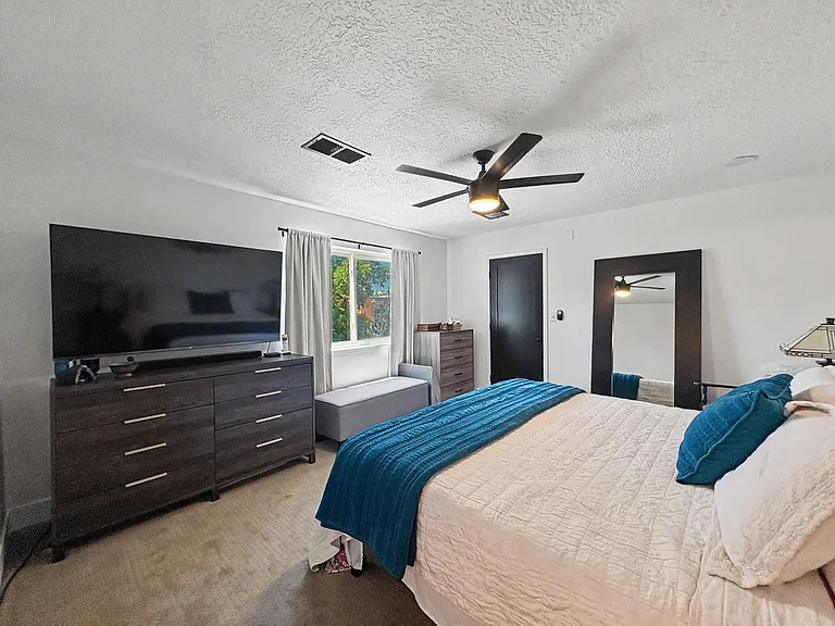 9608 Merion Cir NE — Photo 18