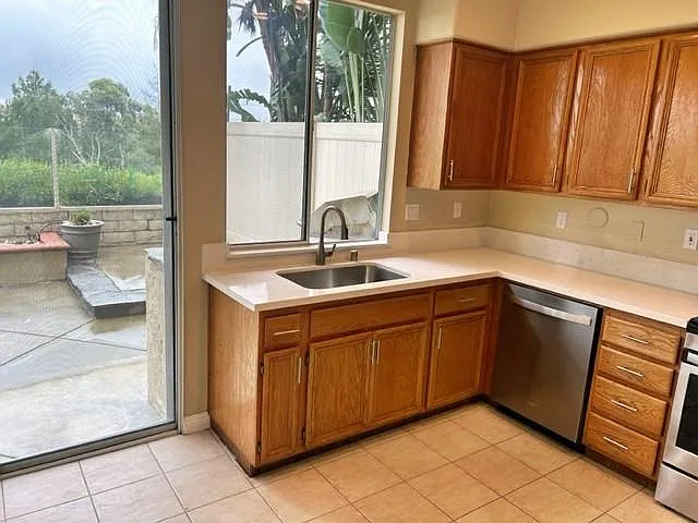 24538 Sunshine Dr — Photo 13