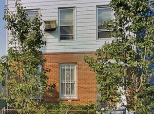 126 40th St, Union City, NJ 07087