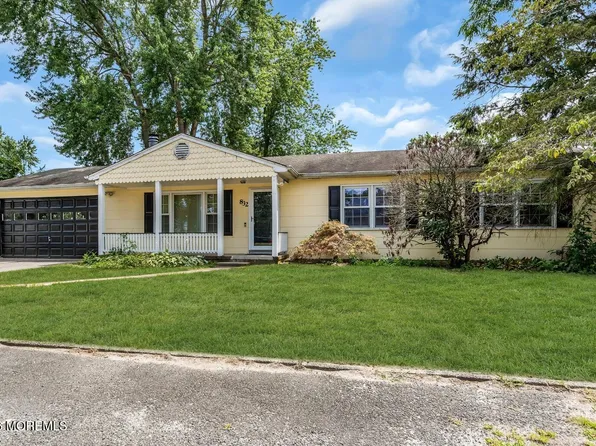 832 Seventh Avenue, Toms River, NJ 08757