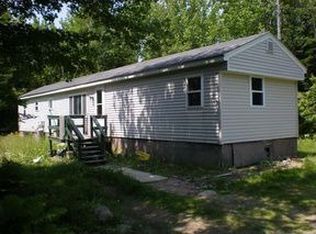 530 Georgetown Woods Rd, Columbia, ME 04623