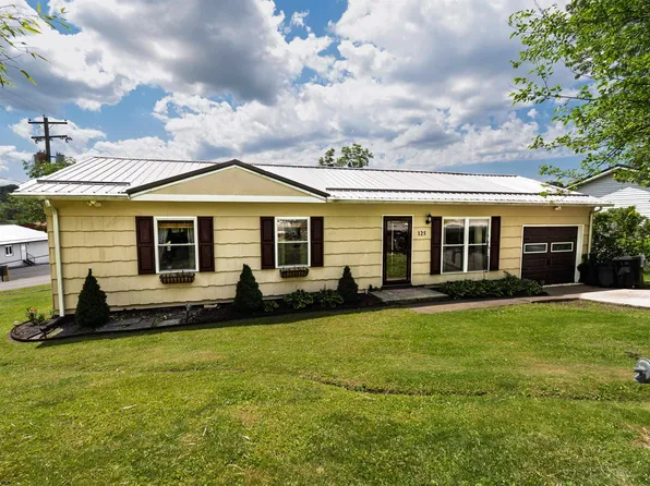 125 Apolla Dr, Morgantown, WV 26501