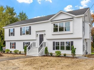 4 Turner St, Methuen, MA 01844