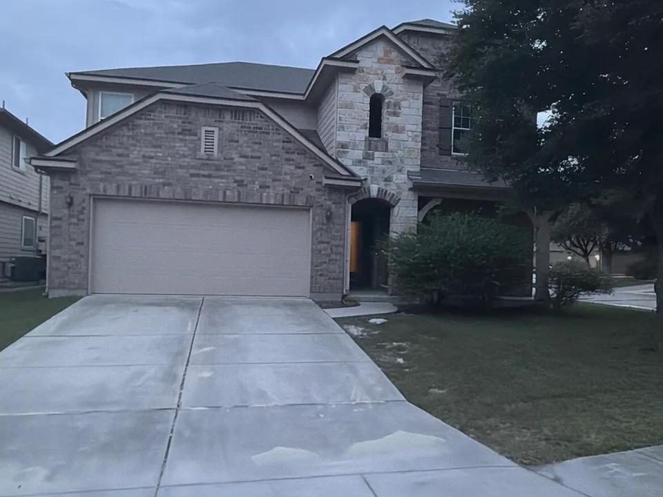 7202 Glen Ellen Bay