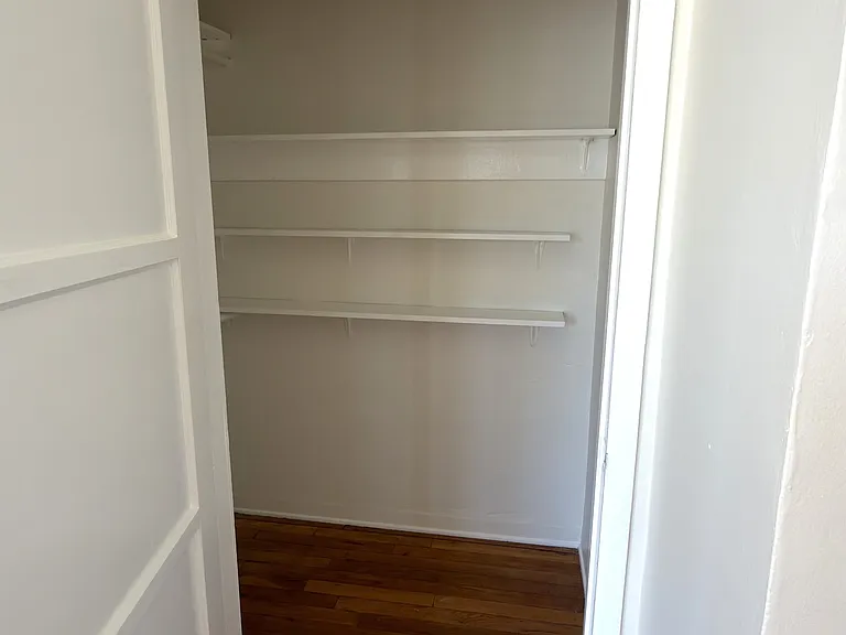 34 Granada Ave #6 — Photo 9