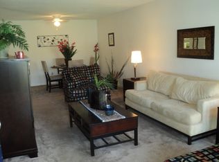 5674 Louis Xiv Ct APT B, Tampa, FL 33614