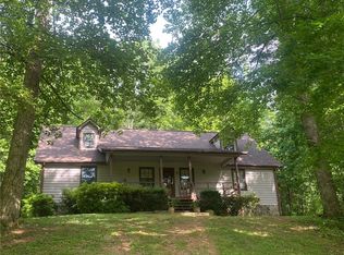 96 Joyce Dr, Cleveland, GA 30528