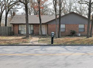 2400 Raintree Dr, College Station, TX 77845