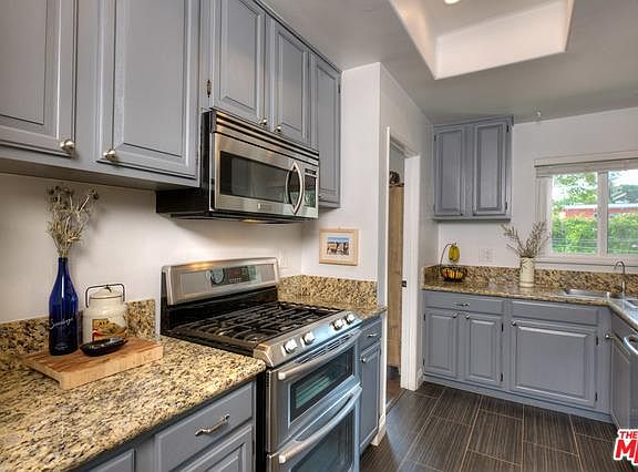 4th image of 2506 5th St
