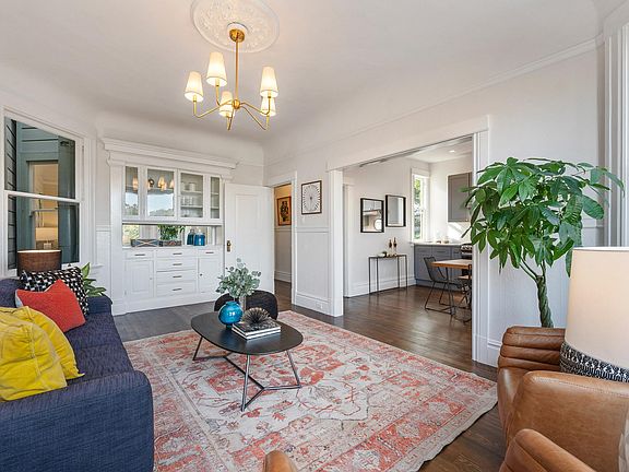 4th image of 31 Highland Ave #M