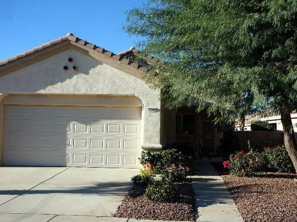 78457 Hampshire Ave, Palm Desert, CA 92211