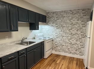 12 Zeller St APT 1, Greensburg, PA 15601