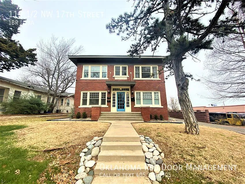 119 1/2 NW 17th St