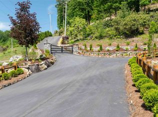 2125 N Hwy 107, Cashiers, NC 28717