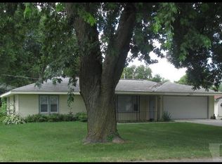 1005 Maple St, Atlantic, IA 50022