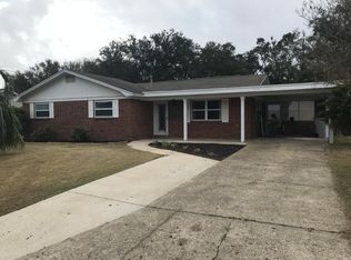 1119 Bayview Ln, Gulf Breeze, FL 32563