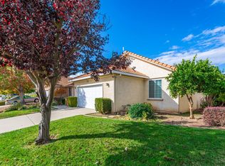 30 Aruba Cir, Sacramento, CA 95823
