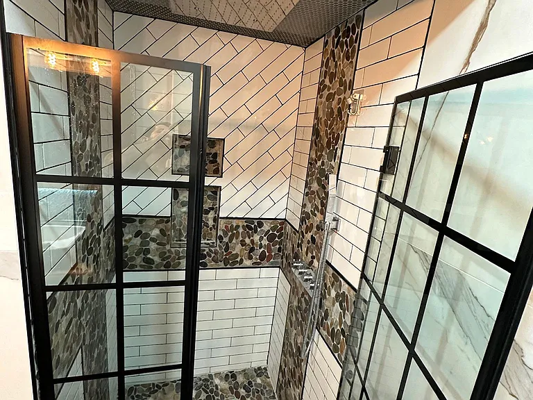 1909 Brun St #5 — Photo 18