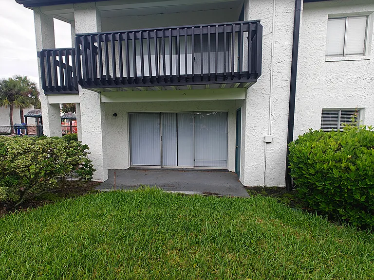 4405 S Semoran Blvd #7 — Photo 2